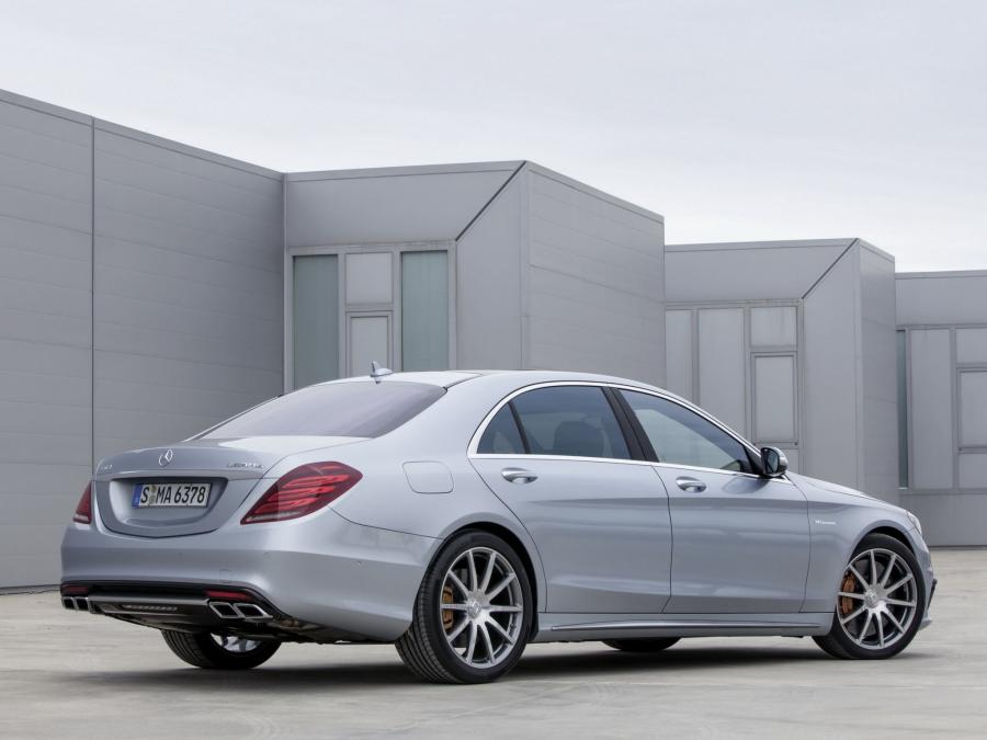  Mercedes-Benz S63 AMG 2013 года  (фото 26 из 30)